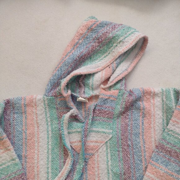 Rosy Pastel Colored Beach Blanket Hoodie M Relaxed Fit Comfy Surfer Pullover - Picture 3 of 7
